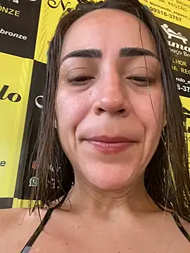 lucioliveira online show from 09/28/25, 02:35