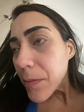 lucioliveira online show from 11/11/25, 03:18