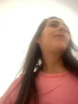 lucioliveira online show from 02/22/26, 04:19