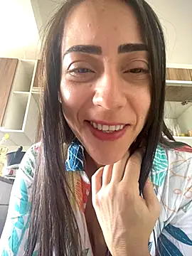 lucioliveira online show from 10/26/25, 02:39