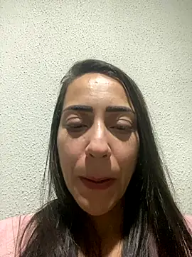 lucioliveira online show from 11/25/25, 04:02