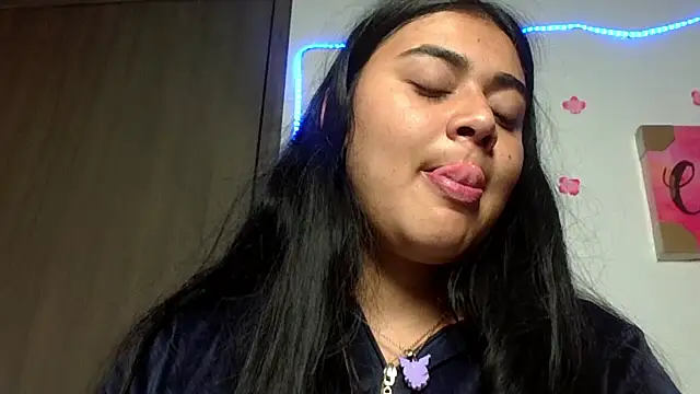 sophiadaza666 online show from 10/02/25, 01:25