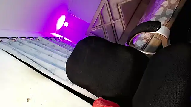 sexy yesica online show from 10/27/25, 03:29