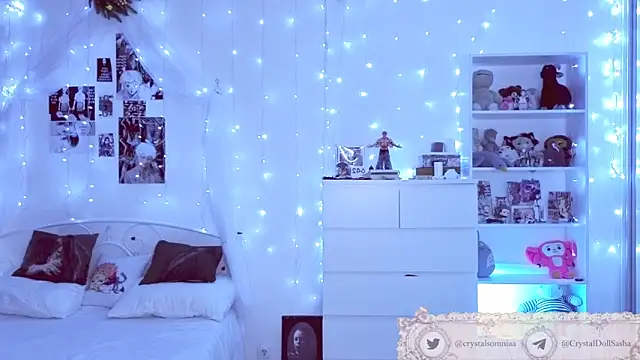 Crystal somnia online show from 05/25/26, 12:54