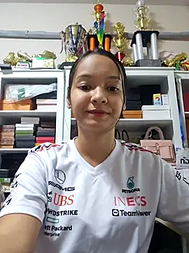 Natural Asian Girl online show from 10/17/25, 02:30