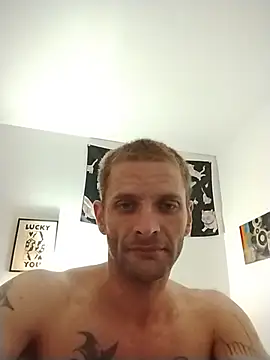 Daddyrabbit117 online show from 05/13/26, 02:29