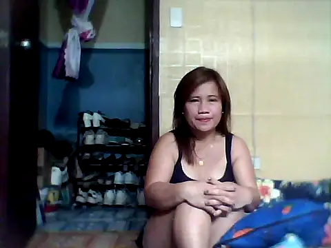 Snapshot of xxmarianxxxx chatting on 03/26/26, 06:11 xxmarianxxxx online show from 03/26/26, 06:11