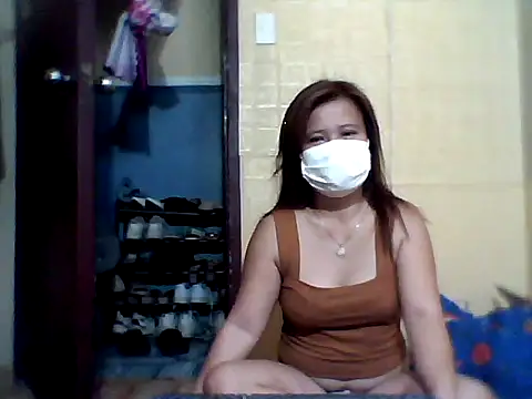 Snapshot of xxmarianxxxx chatting on 03/24/26, 04:45 xxmarianxxxx online show from 03/24/26, 04:45