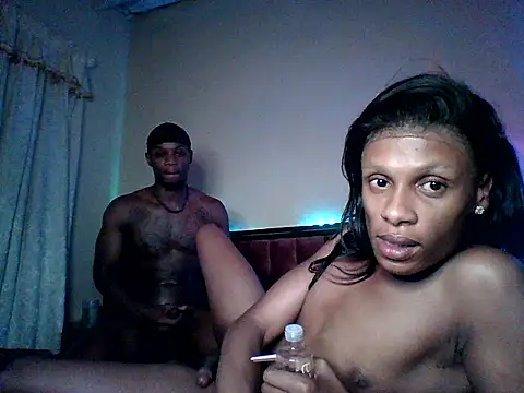 shemale fantasyXX online show from 04/23/26, 10:00