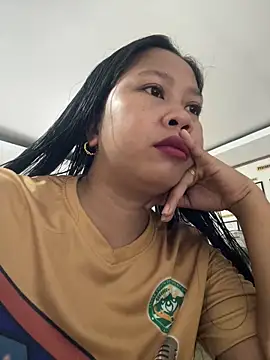 Pilipinalyn23 online show from 11/25/25, 11:37
