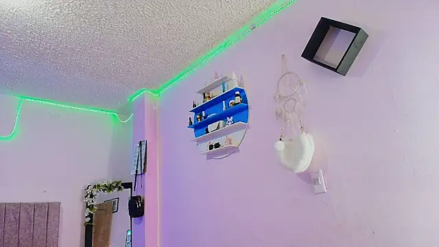 Snapshot of MiSofialeal chatting on 03/26/26, 07:23 MiSofialeal online show from 03/26/26, 07:23