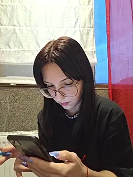 AllexyAle online show from 03/19/26, 04:40