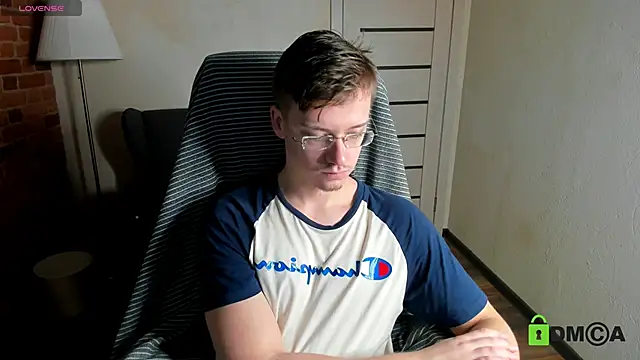 Harm Dick online show from 11/30/25, 01:23