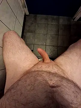 pettson72 online show from 10/25/25, 05:46