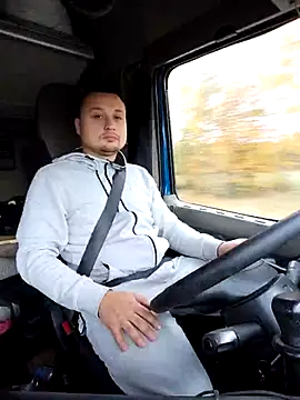 Amberdual online show from 10/16/25, 05:27