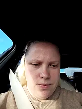 Amberdual online show from 10/15/25, 06:54