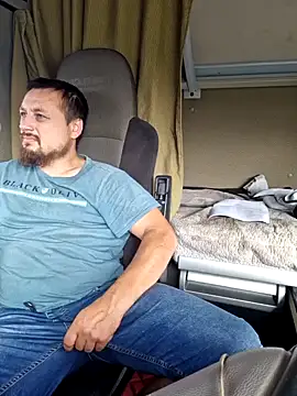 Amberdual online show from 09/17/25, 08:05