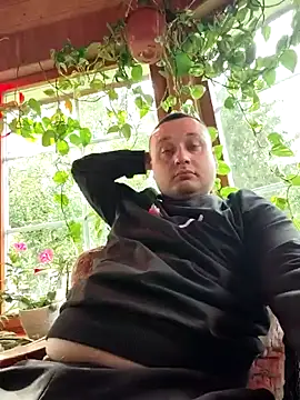 Amberdual online show from 10/04/25, 11:01