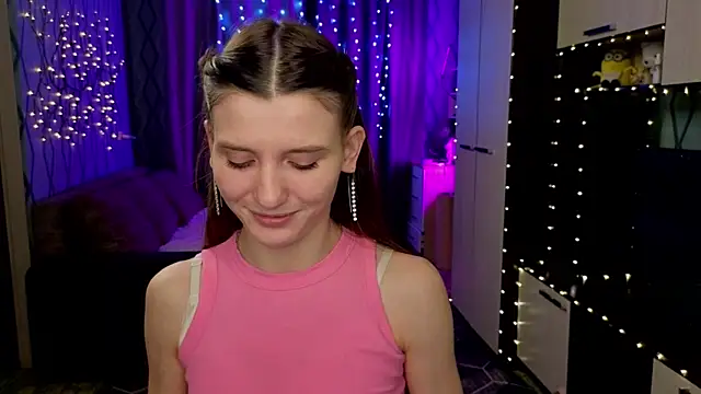 Snapshot of Vetta11 chatting on 12/18/25, 12:42 Vetta11 online show from 12/18/25, 12:42