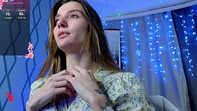 Snapshot of Vetta11 chatting on 10/25/25, 08:20 Vetta11 online show from 10/25/25, 08:20