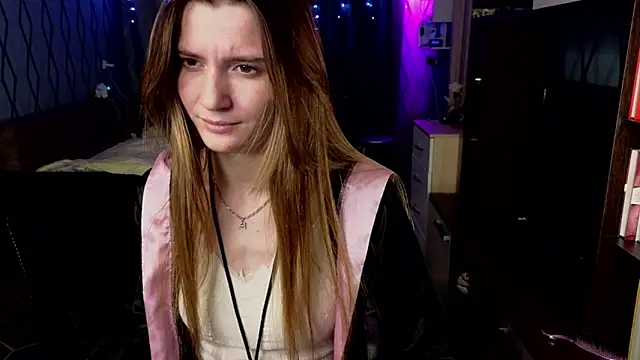 Snapshot of Vetta11 chatting on 11/18/25, 09:29 Vetta11 online show from 11/18/25, 09:29