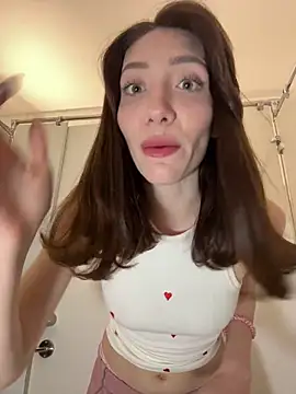BallerinaCappuccino  online show from 04/26/26, 06:05