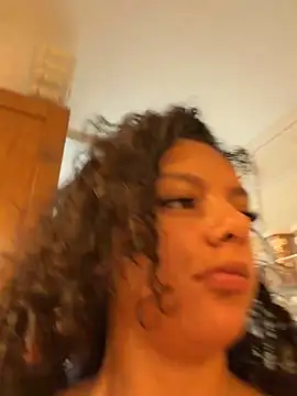 allybluee777 online show from 12/16/25, 04:33