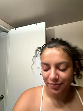 allybluee777 online show from 01/15/26, 04:49