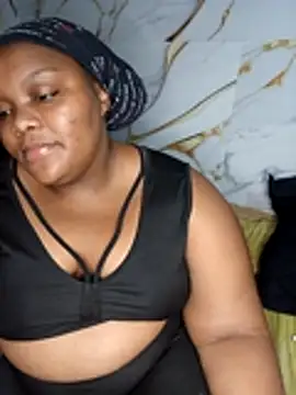 chubbybbw18 online show from 05/03/26, 06:00