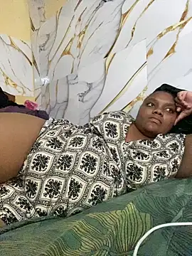 chubbybbw18 online show from 02/11/26, 09:42