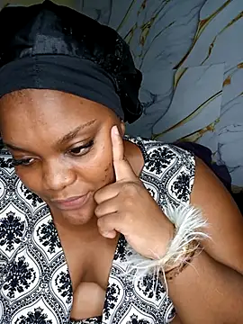 chubbybbw18 online show from 04/24/26, 10:17