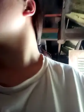 XoiXoi232 online show from 04/03/26, 07:59