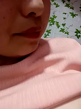 XoiXoi232 online show from 04/18/26, 11:45