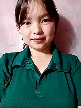 XoiXoi232 online show from 10/05/25, 12:40