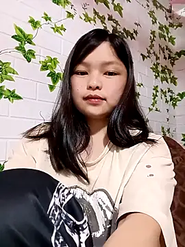 XoiXoi232 online show from 04/09/26, 01:29