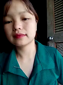 XoiXoi232 online show from 10/05/25, 12:34