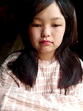 XoiXoi232 online show from 04/01/26, 02:02