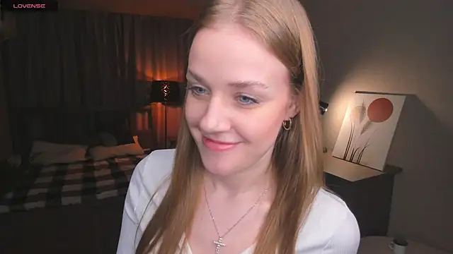 OdellaFrake online show from 10/25/25, 08:20