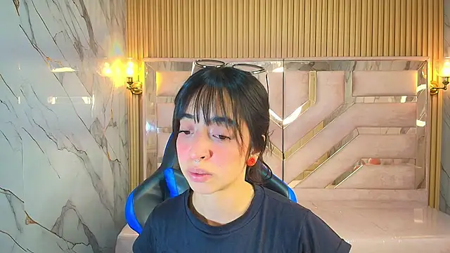 zoe r  online show from 10/05/25, 03:08