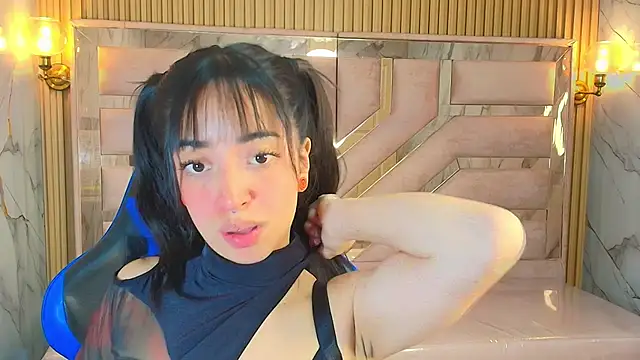 zoe r  online show from 10/03/25, 03:09