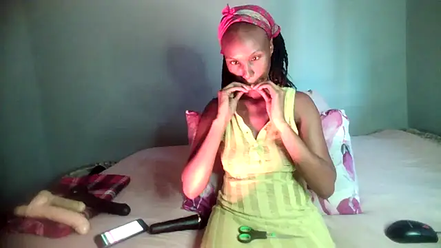 blueyXxX online show from 05/13/26, 12:45
