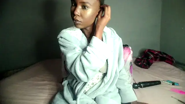 blueyXxX online show from 05/07/26, 03:33