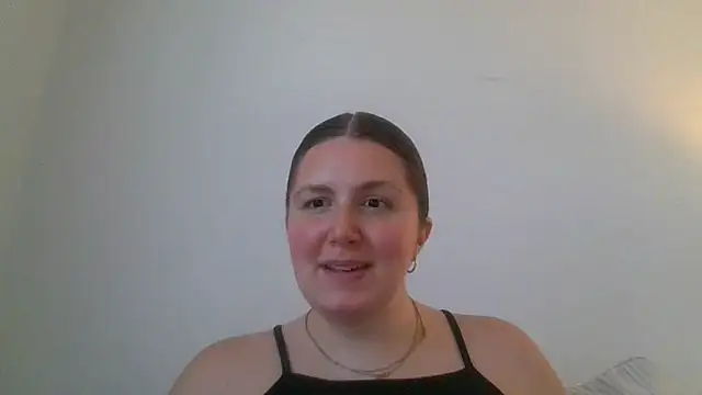 Snapshot of CherryJuneExperience chatting on 09/24/25, 06:58 CherryJuneExperience online show from 09/24/25, 06:58