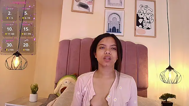 Isabelgh  online show from 11/04/25, 03:32