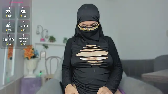 May hadi online show from 10/27/25, 12:17