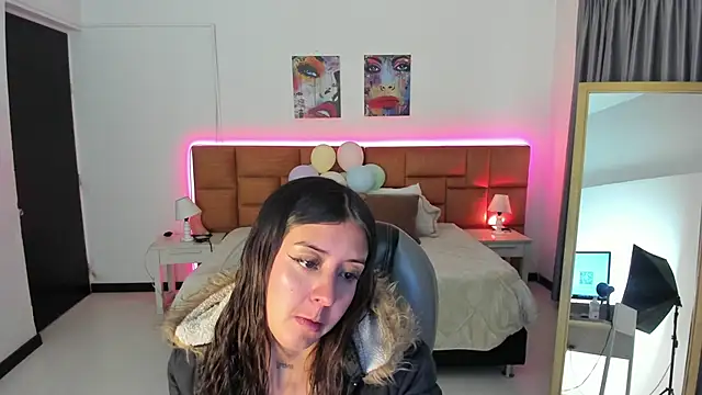 Catti Brie online show from 05/14/26, 11:40