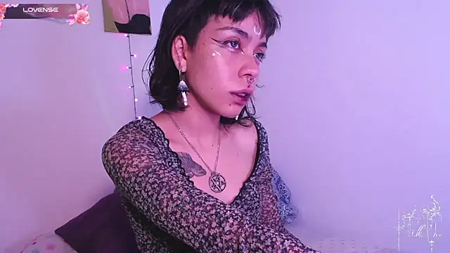 Snapshot of dark__nymph chatting on 02/13/26, 03:06 dark nymph online show from 02/13/26, 03:06