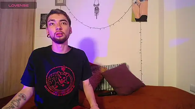 dark  nymph online show from 03/17/26, 05:10