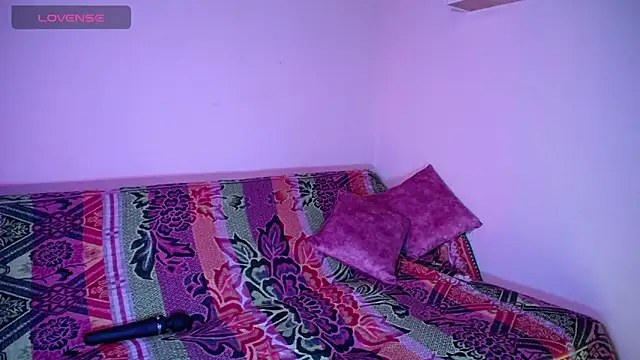 dark  nymph online show from 11/03/25, 02:20