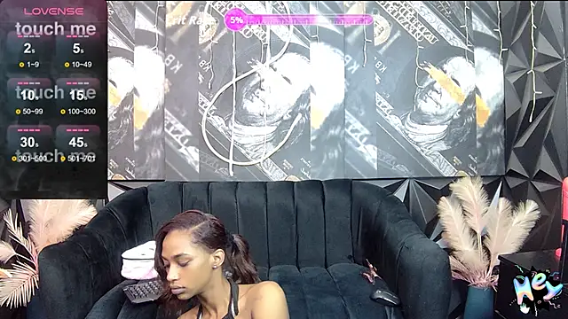 Lilmisbaddyxxx online show from 11/05/25, 04:54